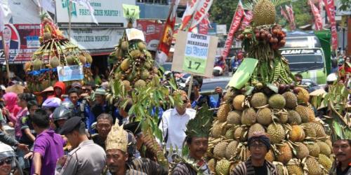 ayo-ke-festival-durian-lolong-pekalongan-pada-31-januari | Berita Positive 